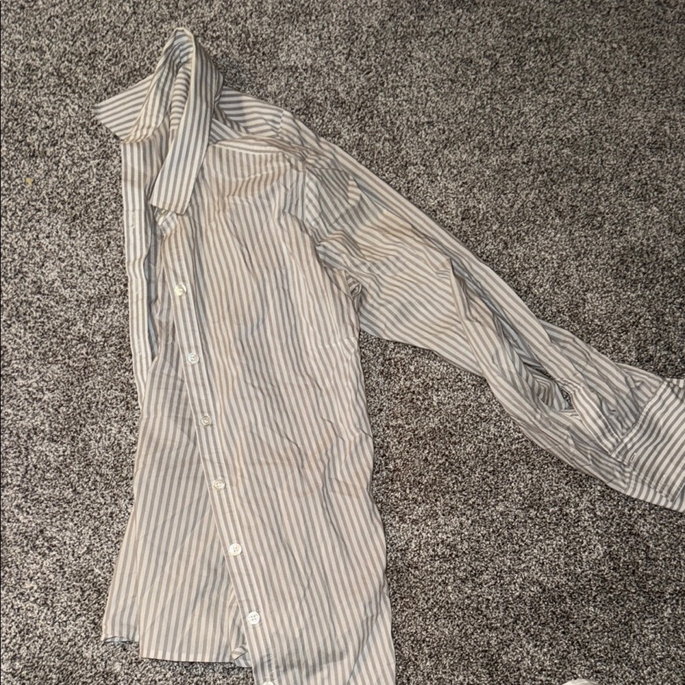 Ann Taylor Gray and White Button Down Shirt